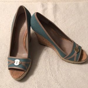 Beautiful Ivanka Trump espadrilles. Size 10M.